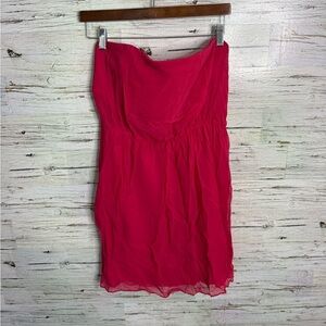 Mya Strapless Draped Tulip Dress in Red Raspberry
ALICE + OLIVIA size 10 NWT